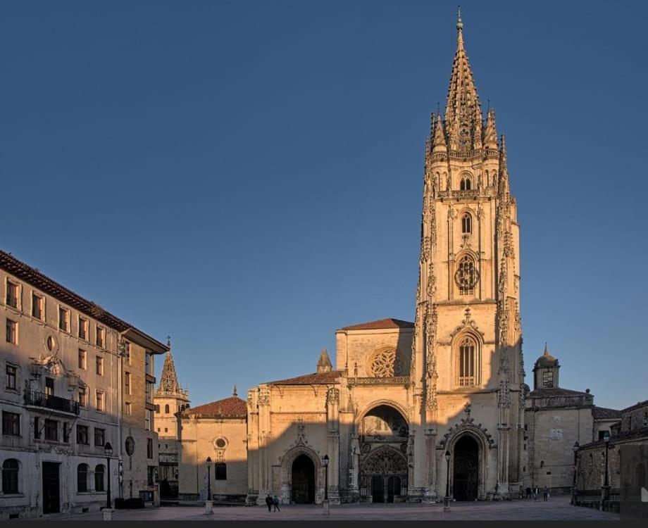 Alojamiento Oviedo 2 Con Parking Экстерьер фото